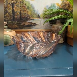 Fostoria Swirl Glass Bowl